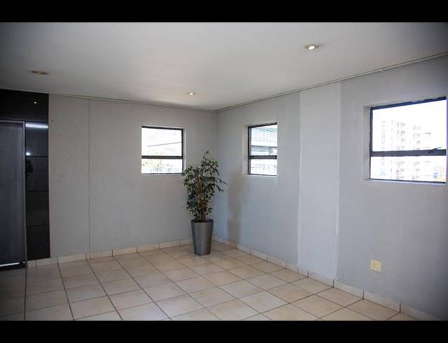 1 BEDROOM APARTMENT FOR SALE IN MORNINGSIDE